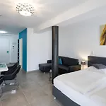 Motel24seven 2*