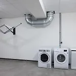Motel24seven 2* بروك أن دير مور