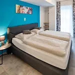 Motel24seven