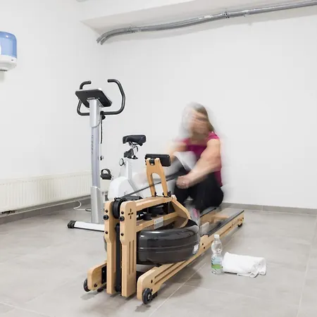 Motel24seven Μοτέλ Bruck an der Mur