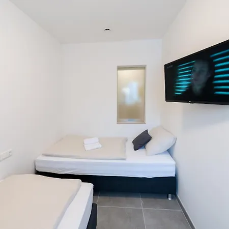 Motel24seven 2*