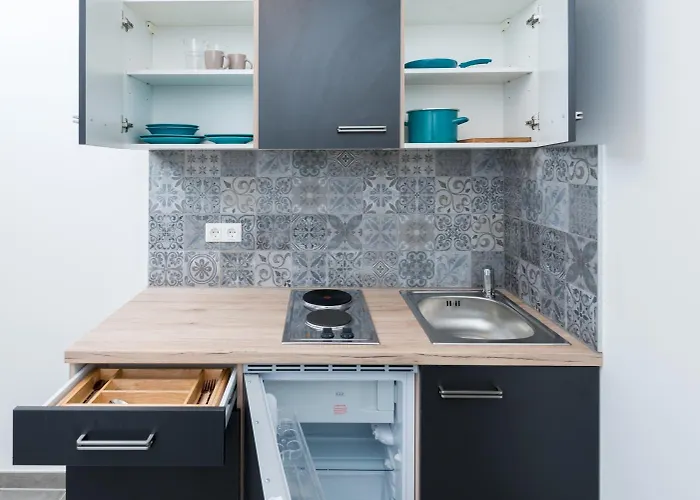 מוטל Motel24seven 2*